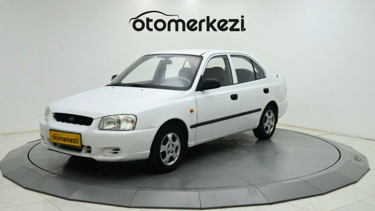 HYUNDAI ACCENT 4